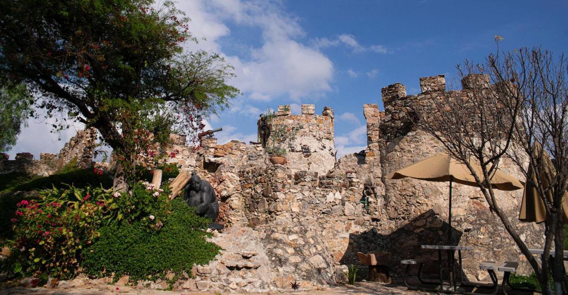 Hostal Medieval Bernal Esterno foto